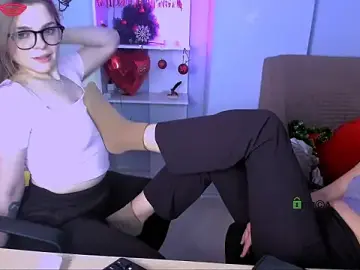 Stripchat Live Sex Cam of veronica_bubble