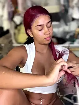 Stripchat Free Live Porn of stormyy_