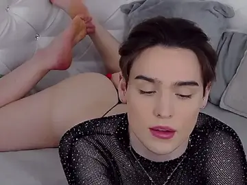 Stripchat Free Live Porn of RobbyCharming