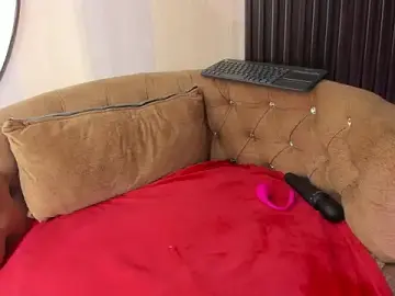 Stripchat Adult Webcam of _shantal_smith