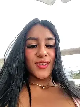 Stripchat Nude Webcam of Juliana_Xander