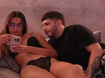 Stripchat Adult Webcam of Nicky_and_Blake