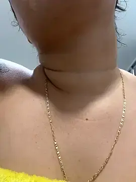 Stripchat Adult Webcams of Pretty_Isadora