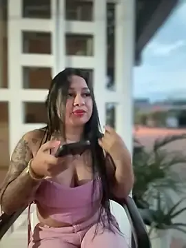 Stripchat Adult Webcam of Pretty_Isadora