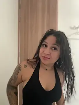 Stripchat Free Live Porn of Pretty_Isadora
