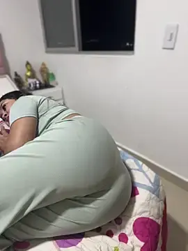 Stripchat Free Live Porn of Pretty_Isadora