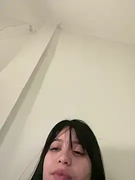 Stripchat Free Porn Cam of kiarafonseca_