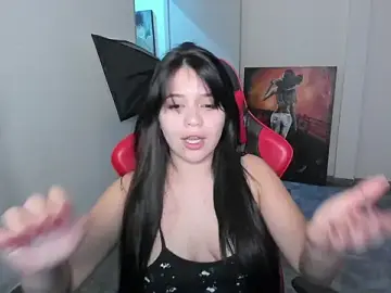 Stripchat Best live sex cam show of kiarafonseca_