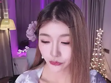 Stripchat Best live sex cam show of Kiki--2025