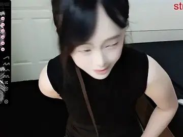 Stripchat Watch Live Sex Cams of QiuPeiPeimmm