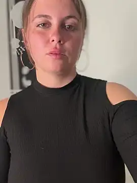 Stripchat Live Sex of Samantha_official