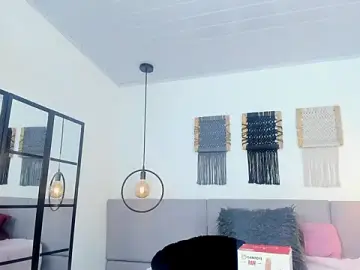 Stripchat Free Porn Cam of Sweet_camille