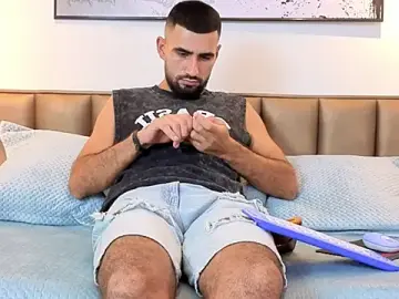 Stripchat Free Live Porn of Ethan__Walker