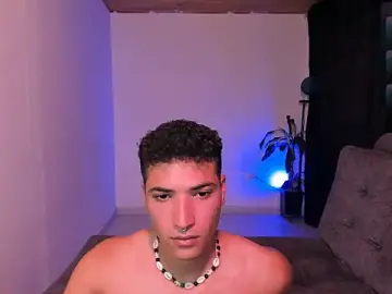 Stripchat Nude Webcam of MitchellXD