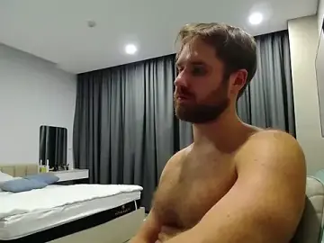 Stripchat Free Live Porn of LorenzoLux