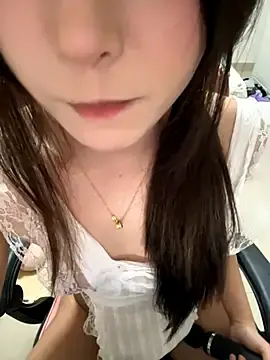 Stripchat Free Live Porn of kkkiii889