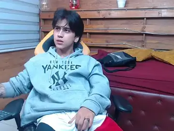 Stripchat Live Porn of alex_477