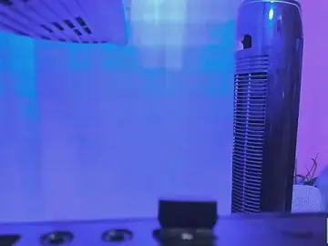 Stripchat Live Sex Cam of leylla_