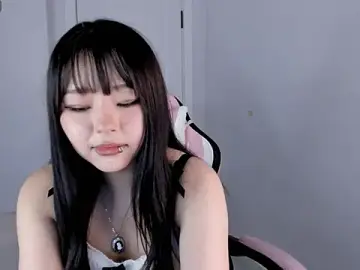 Stripchat Sex Cam of hee_young11
