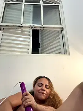 Stripchat Free Porn Cam of Chloe_Leaozinho