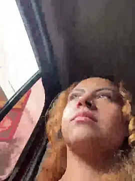 Stripchat Free Live Porn of Chloe_Leaozinho