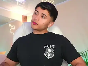 Stripchat Live Porn of MatiasKorn