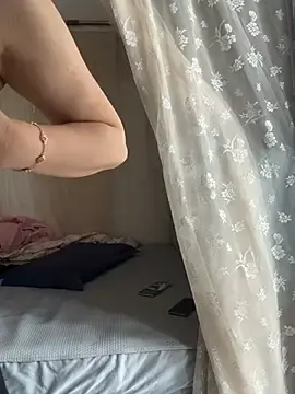 Stripchat Watch Live Sex Cams of littlesluttycat