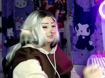 Stripchat Best Webcam of lussyevans24