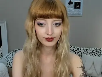 Stripchat Live Sex Cam of MistyMarlo