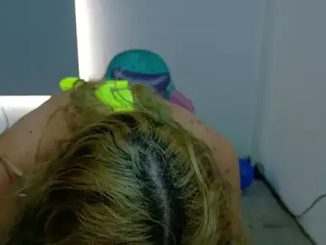 Stripchat Watch Live Sex Cams of WandaDoll