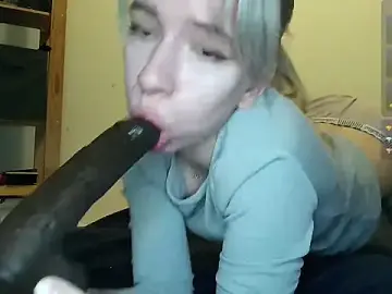 Stripchat Live Sex Cam of cruellagoth666