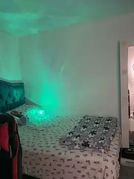 Stripchat Watch Live Sex Cams of Leonarrrd_01