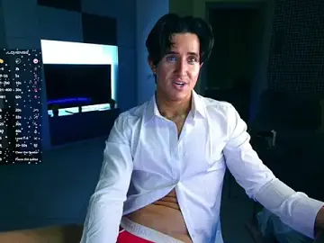 Stripchat Live Sex of ChristianLevine_