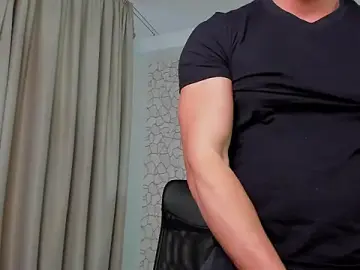 Stripchat Watch Live Sex Cams of ClintMasters