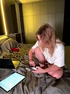 Stripchat Free Live Porn of Nura_n_Sarah
