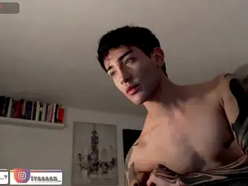 Stripchat Sex Chat of ivaaaan_