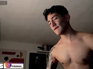 Stripchat Adult Webcam of ivaaaan_