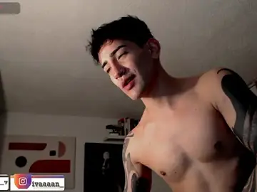 Stripchat Best live sex cam show of ivaaaan_