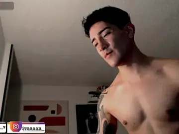 Stripchat Best live sex cam show of ivaaaan_