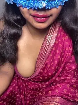 Stripchat Free Porn Cam of Aaradhya_Sexy