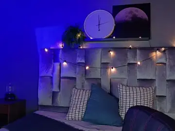 Stripchat Free Porn Cam of alaia-rogers