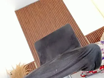 Stripchat Sex Cam of BunnyHotsx