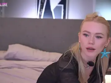 Stripchat Live Sex of LexieLoree