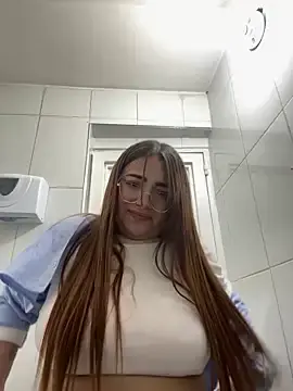 Stripchat Sex Cam of Tatiana_O