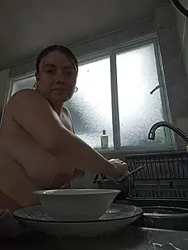 Stripchat Sex Cam of valery_mora