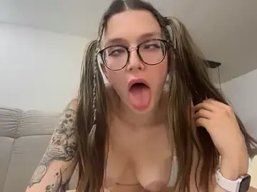 Stripchat Live Sex Cam of NikaCyberslut