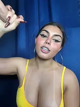 Stripchat Free Live Porn of zui_lu
