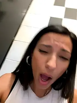 Stripchat Best live sex cam show of _MiaQueen_