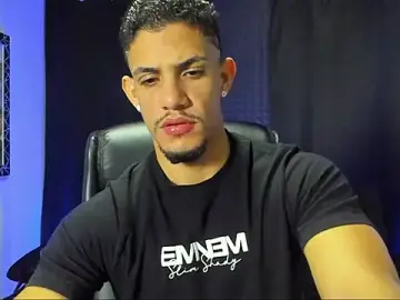 Stripchat Sex Chat of jhonnysnow17