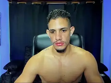 Stripchat Live Porn of jhonnysnow17